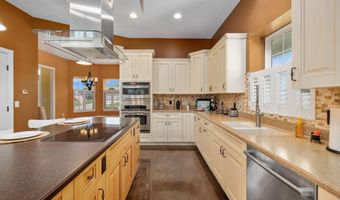 1801 N Dewey St, Auburn, IN 46706