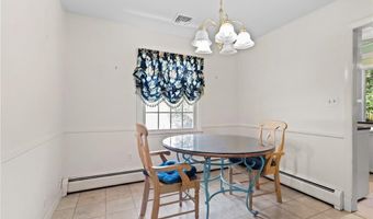 963 Hartford Ave, Johnston, RI 02919
