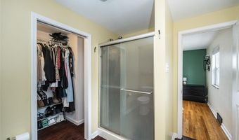 9327 Mackenzie Rd, Affton, MO 63123