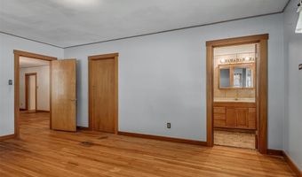 822 Stanley Ave, Ardmore, OK 73401