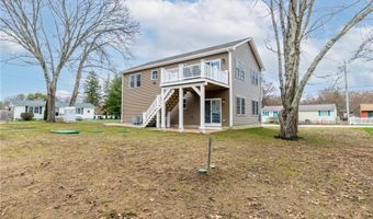 20 Spruce Dr, Scituate, RI 02831