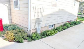 2008 2nd Ave SE, Austin, MN 55912
