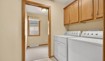 4733 WESTBROOK Ct, Appleton, WI 54913