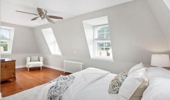 43 Farewell St 2, Newport, RI 02840