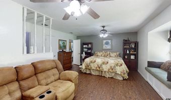 10203 Crestview Dr, Tyler, TX 75707