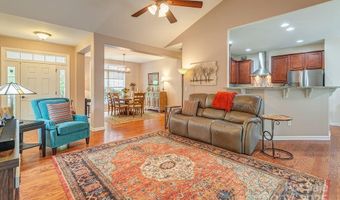 11 River Walk Dr, Asheville, NC 28804