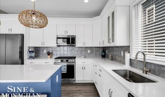 7305 Dyke Rd, Algonac, MI 48001