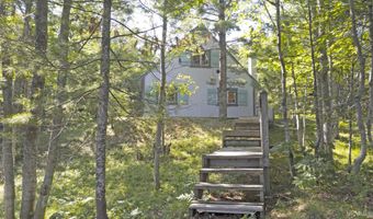 6313 Five Mile Point Rd, Allouez, MI 49805