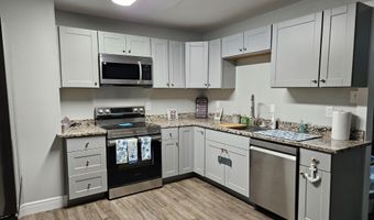 2548 Bryn Mawr Ave, Biloxi, MS 39531