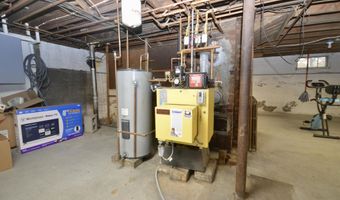 744 Hammond St, Bangor, ME 04401