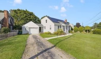 59 King Phillip Dr, North Kingstown, RI 02852