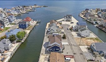 247 Pine Dr, Bayville, NJ 08721