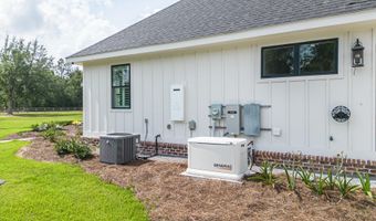 15240 Karen Rd, Biloxi, MS 39532