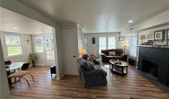 1017 N 10th St, Atchison, KS 66002