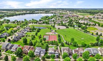 6995 Linwood Dr NE, Albertville, MN 55301