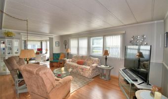 123 HOLIDAY Ln, Auburndale, FL 33823