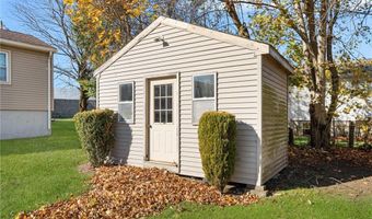 6 Eldorado Dr, Johnston, RI 02919