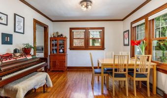 1019 Harding Ave, Ames, IA 50010