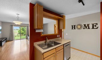 10390 64th St NE, Albertville, MN 55301