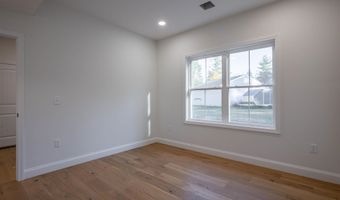 28 Dalton Dr, Barnstead, NH 03225