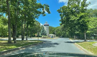 17 WHITE CRANE Dr, Berlin, MD 21811