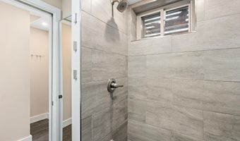 1535 MONTROSE St, Philadelphia, PA 19146