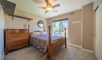 3388 Oak St, Anderson, CA 96007