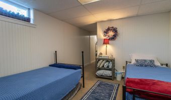 938 Stevens Rd, Barton, VT 05822