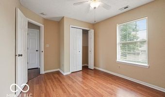 547 Deer Trail Dr, Indianapolis, IN 46217