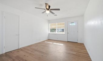 1072 Elk St, Altus, OK 73521