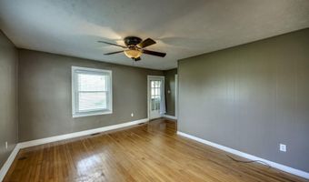 1107 N 3rd St, Bardstown, KY 40004