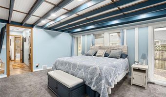 2104 W Oakland Ave, Austin, MN 55912