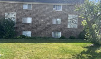 215 S Hale St 8A, Addison, IL 60101