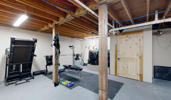 53 Hayden Rd, Augusta, ME 04330