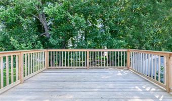 44 Village Ave, Cranston, RI 02920