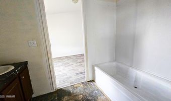 55 N Country Club Dr, Concho, AZ 85924