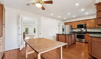 7213 SWANSONG Way, Bethesda, MD 20817