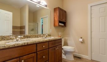1943 Spyglass Dr, Asbury, IA 52002