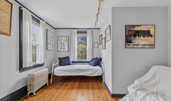 227 High St, Belfast, ME 04915
