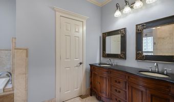 4051 Whitney Ln, Benton, AR 72019