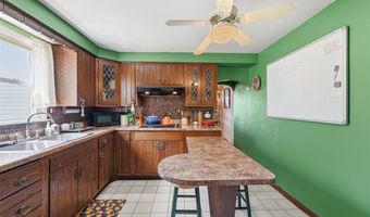70 Holt St, Airville, PA 15203