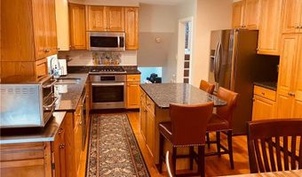 643 Middle Rd, East Greenwich, RI 02818