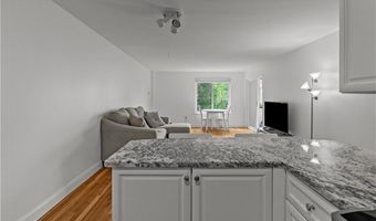 401 Bellevue Ave 214, Newport, RI 02840