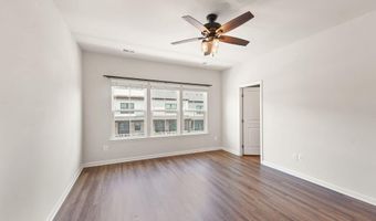 43400 APPLE ORCHARD Sq, Ashburn, VA 20148