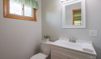 34 W Clearview Dr, Athens, OH 45701