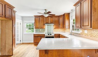 12025 Sunset Dr, Ashland, VA 23005