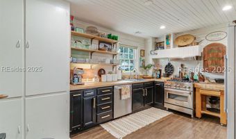 11 Whiting St, Bluffton, SC 29910