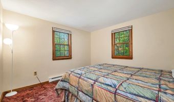 66 Hayes Rd, Alton, NH 03809