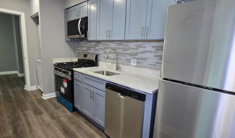 405 34TH St SE 4, Washington, DC 20019