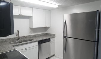 914 LAKE DESTINY Rd A, Altamonte Springs, FL 32714